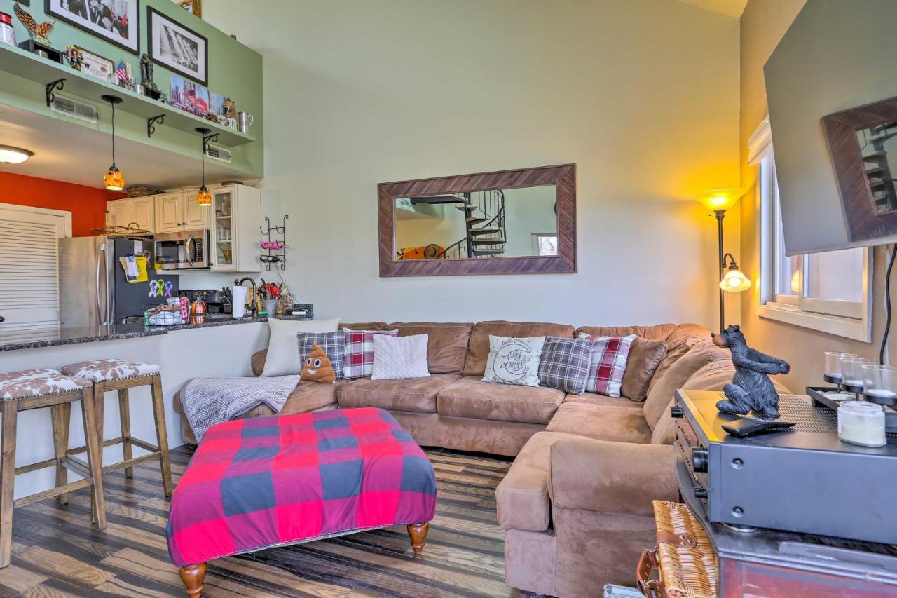 Mountain Creek Condo With Grill Walk To Lifts! Vernon Luaran gambar