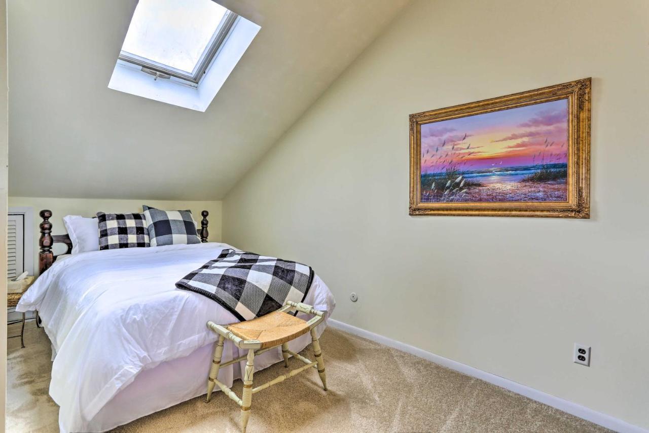 Mountain Creek Condo With Grill Walk To Lifts! Vernon Luaran gambar