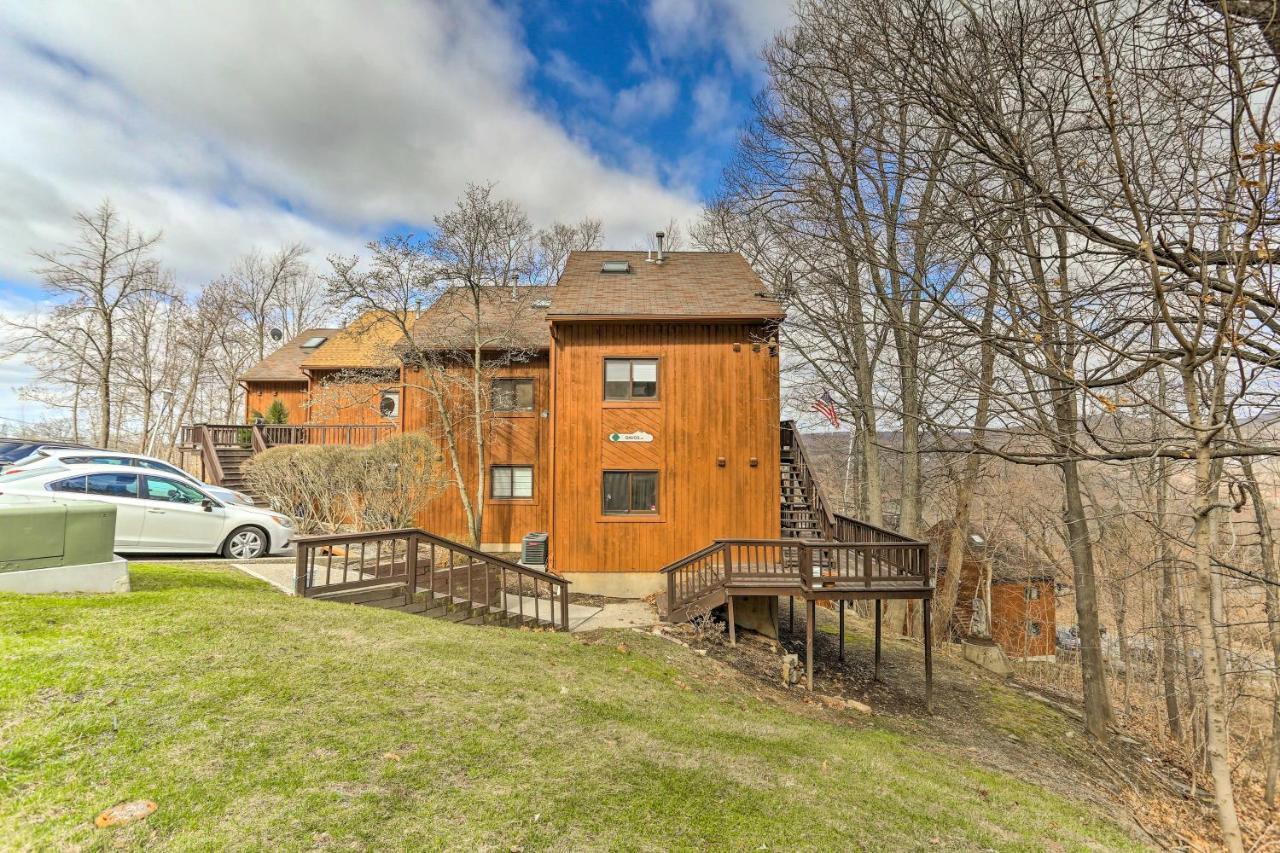 Mountain Creek Condo With Grill Walk To Lifts! Vernon Luaran gambar
