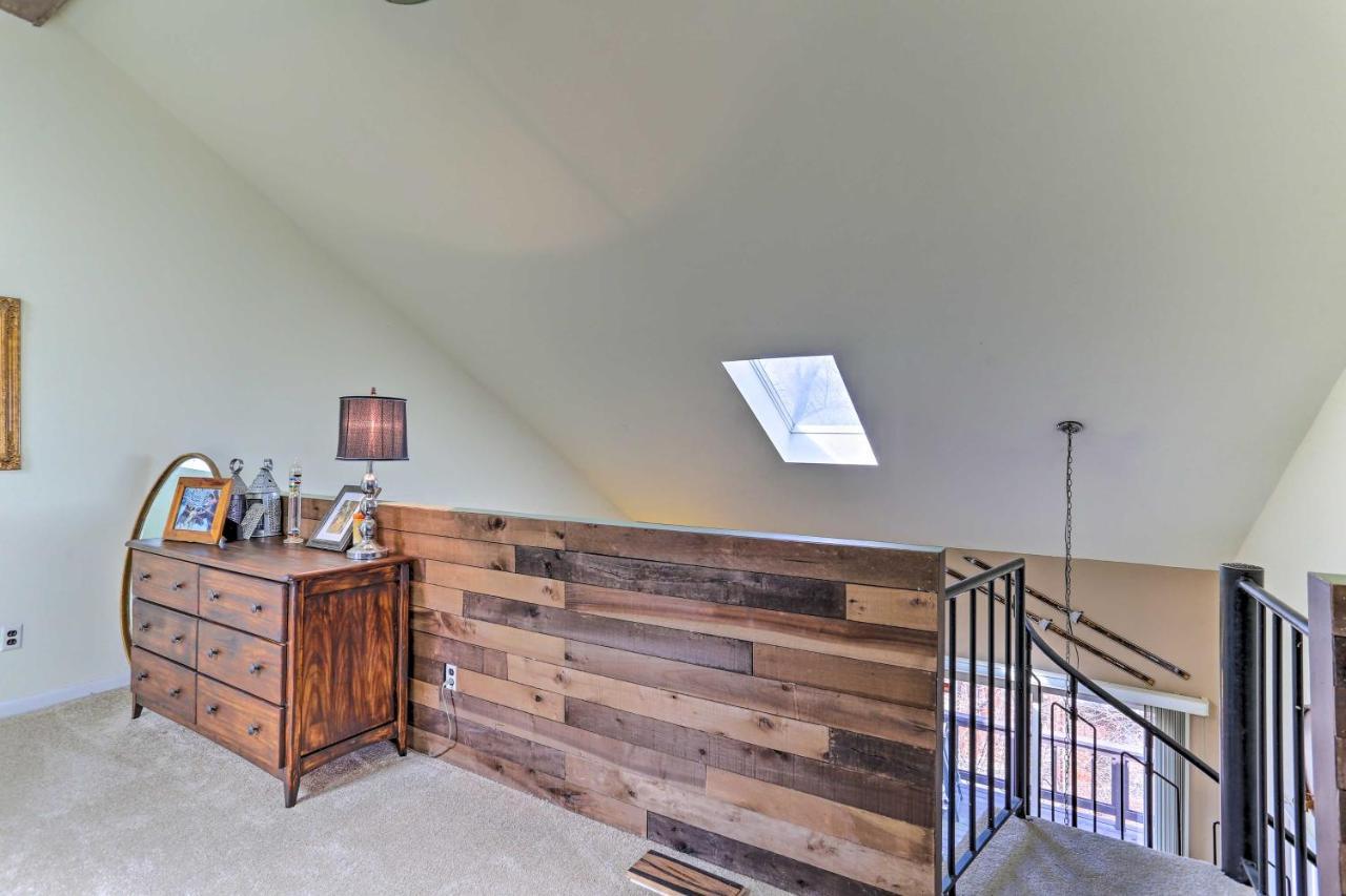 Mountain Creek Condo With Grill Walk To Lifts! Vernon Luaran gambar